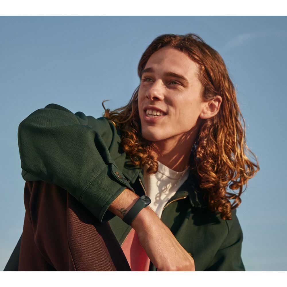 Google Fitbit Inspire 3 Bracelet d’activité sport et santé avec jusqu’à 10 jours d’autonomie de batterie et compatible avec Android et iOS, Parme, Noir intense