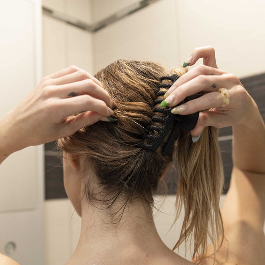 FRAMAR Grosse Pince Cheveux Femme - Pince a Cheveux Femme, Pinces à Cheveux Pour Femmes, Pince à Cheveux Femme, Pince Crabe Cheveux Femme, Hair Clip, Pinces Cheveux, Grande Pince Cheveux – Neutre 4pc